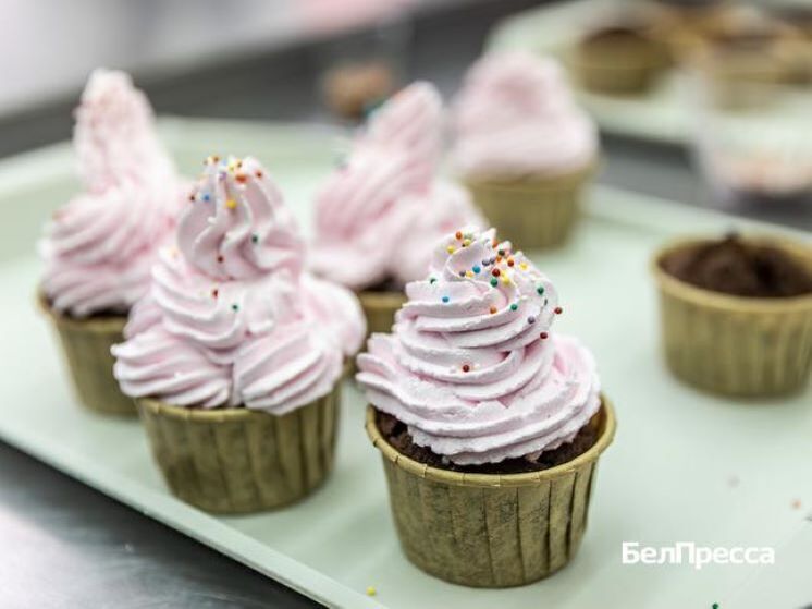 Ученики гимназии № 3 Белгорода попробовали себя в качестве кондитеров