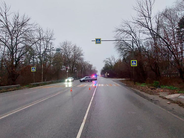 В Липецке 75-летняя женщина госпитализирована после наезда «Лады Калины»