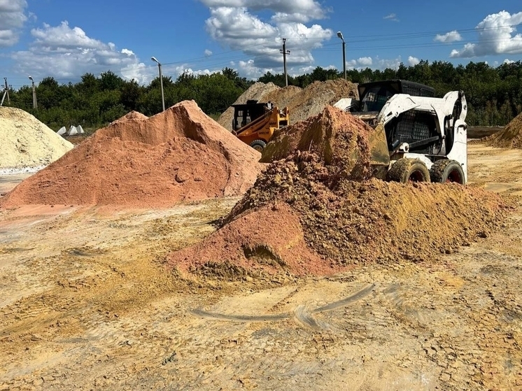 Краснояружский округ заготовил более 3,5 тысяч тонн песко-соляной смеси