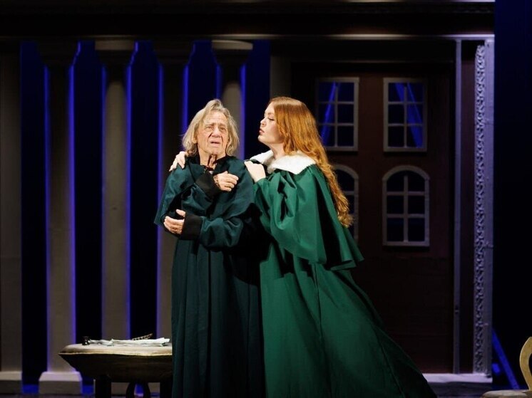 Любители Мельпомены Калмыкии увидят премьеру спектакля «Шинель»