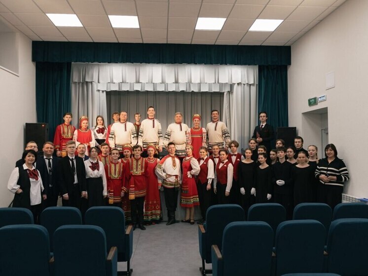 В Боброве после капремонта открылось Воронежское училище культуры имени Суворина