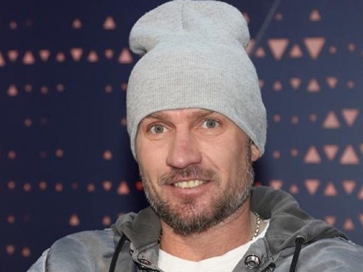 Переживший ампутацию ног и рук фигурист Роман Костомаров снова доказал, что для него нет ничего невозможного. Олимпийский чемпион по танцам на льду сделал то, на что решится не каждый здоровый человек.