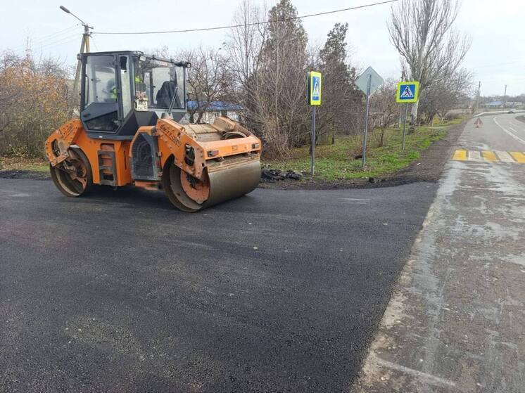В посёлке Нижние Серогозы подрядчик обустроил пешеходные переходы