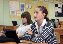 В Госдуме обсудили деление учебного года на четверти и триместры — сейчас в школах встречается и то, и другое