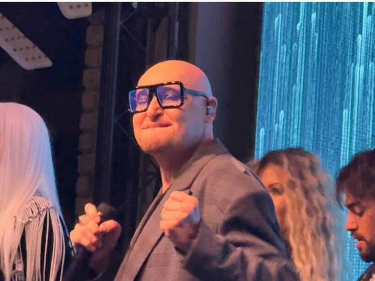 В России всплеск заказов на новосибирского певца Шуру к новогодним корпоративам