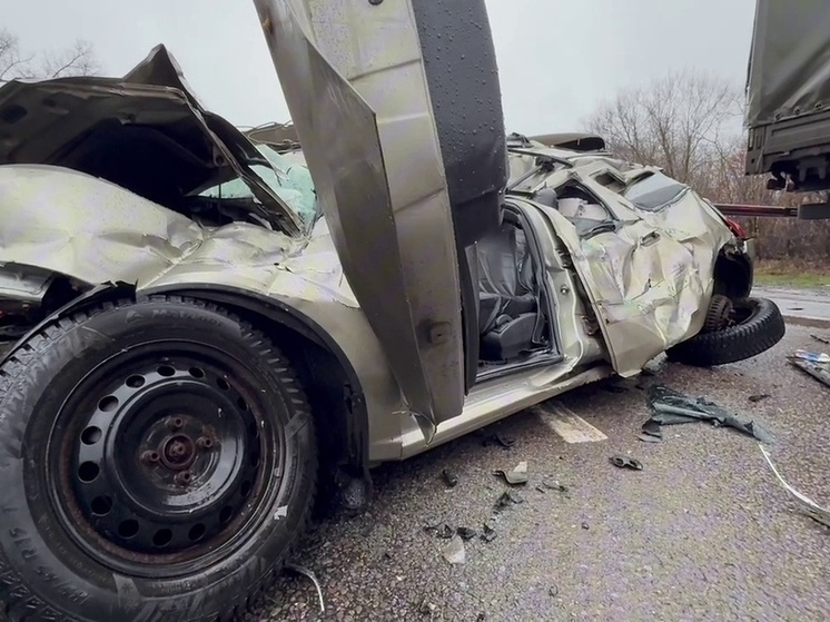 Массовое ДТП под Курском: грузовик «Урал» спровоцировал столкновение пяти машин