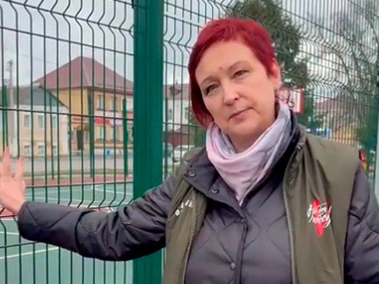 Липецкие активисты борются за открытие детской площадки в Усмани