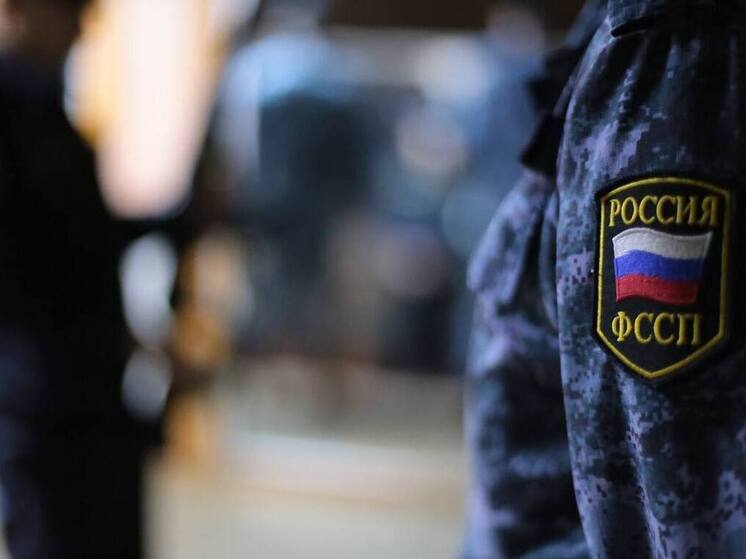 Калужские приставы отпустили на Родину уроженца Таджикистана