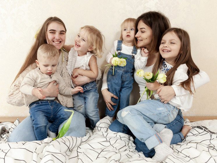 Более 800 многодетных матерей в Красноярском крае вышли на досрочную пенсию в 2025 году