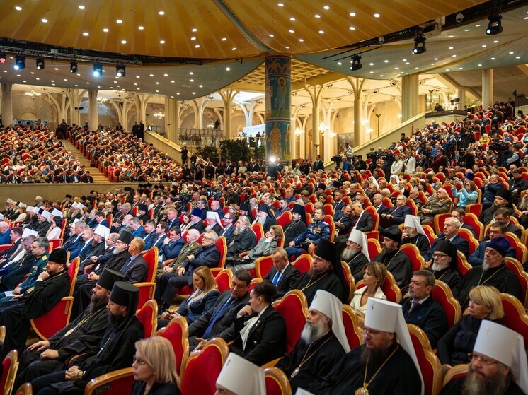 Пленарное заседание XXVII Всемирного русского народного собора посетила делегация Орловской области