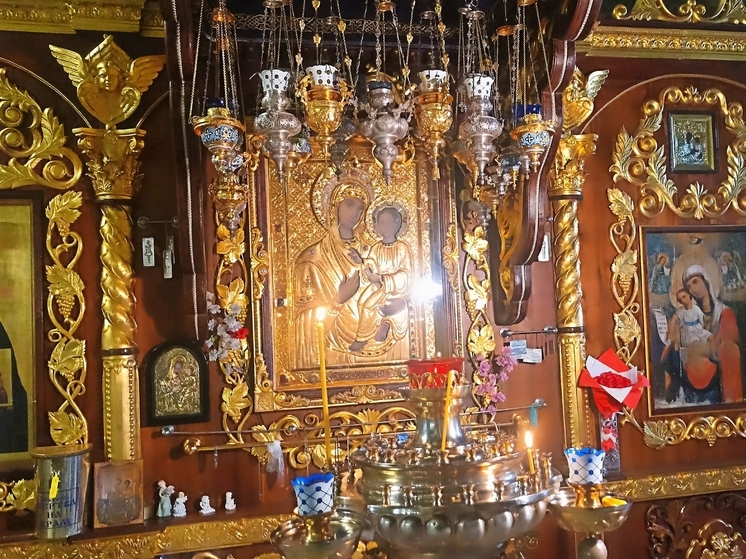 «Радуйся, Всеблагая!»: православные верующие Оренбуржья отмечают праздник Иконы Божией Матери Скоропослушницы