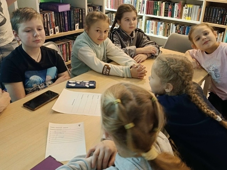 В стенах Черевковской библиотеки прошла краеведческая игра «7 чудес Архангельской области»