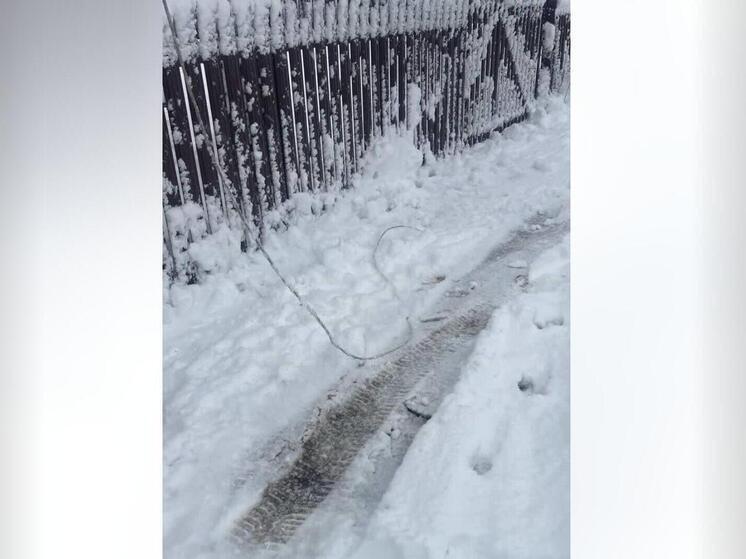    Противодроновые заграждения, построенные вдоль украинских дорог в Херсонской области, устроили коллапс на автострадах