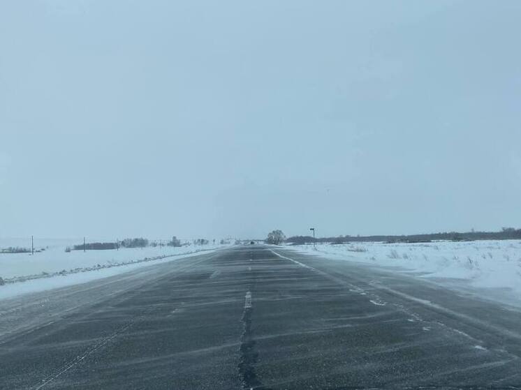 Воздержитесь от поездок. Алтайских водителей предупредили об опасности на трассах