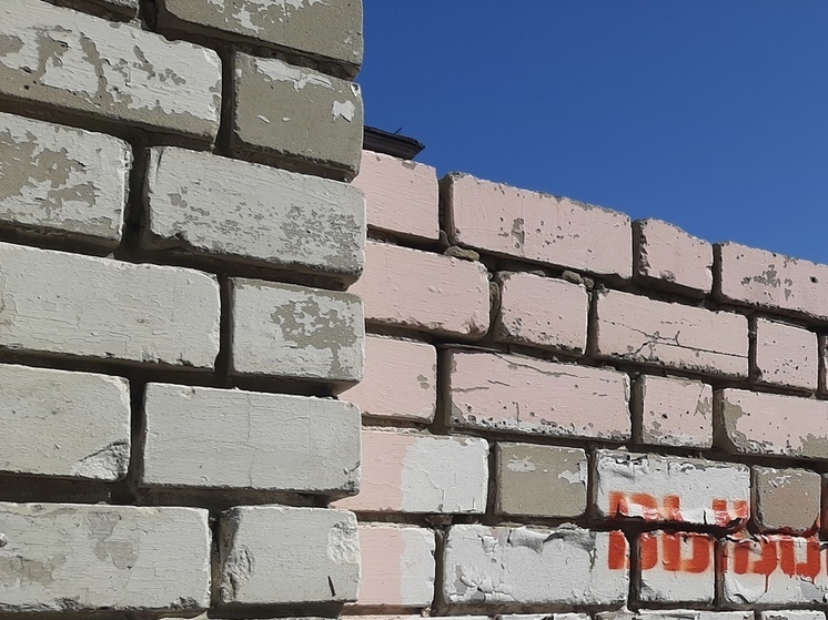 Труп мужчины обнаружен в незаконной пристройке к десятиэтажке в Саратове