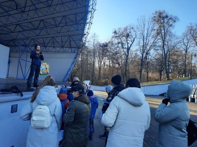 В калининградском Центральном парке отмечают «Синичкин день»