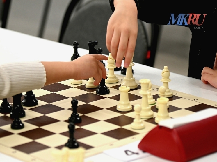 В Калуге проходит областной турнир «Шахматы в школе»