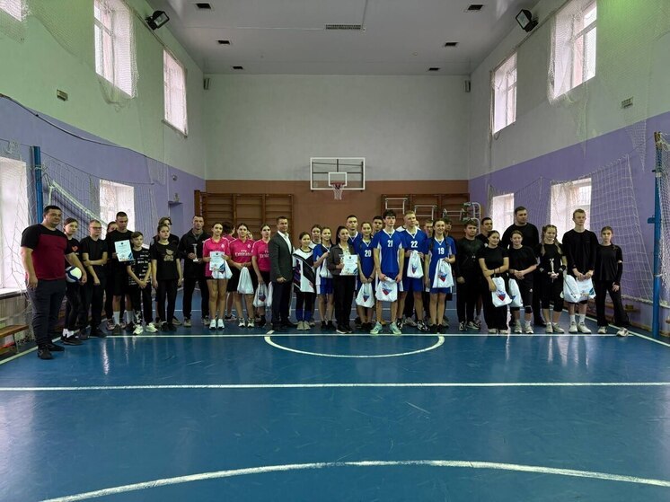 В запорожской Новобогдановке состоялся волейбольный турнир школ Мелитопольского округа