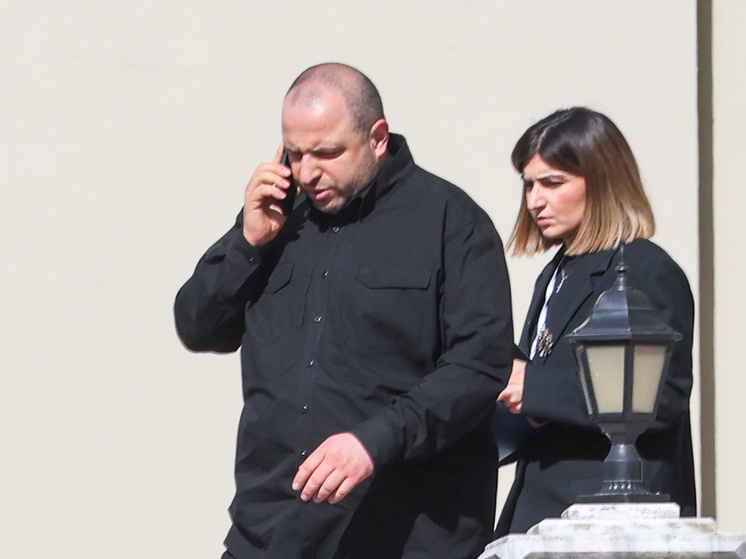 Умеров анонсировал консультации с США по мирному соглашению в Швейцарии