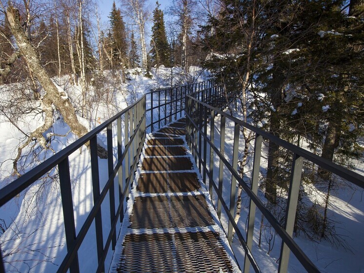 Ледяной дождь превратил туристические тропы нацпарка Таганай в каток