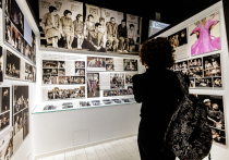 В честь надвигающегося 70-летия театра в фойе Основной сцены «Современника» открылась мультимедийная выставка «70 лет в деталях», посвященная двум главным фигурам в истории театра — Галине Волчек и Олегу Ефремову