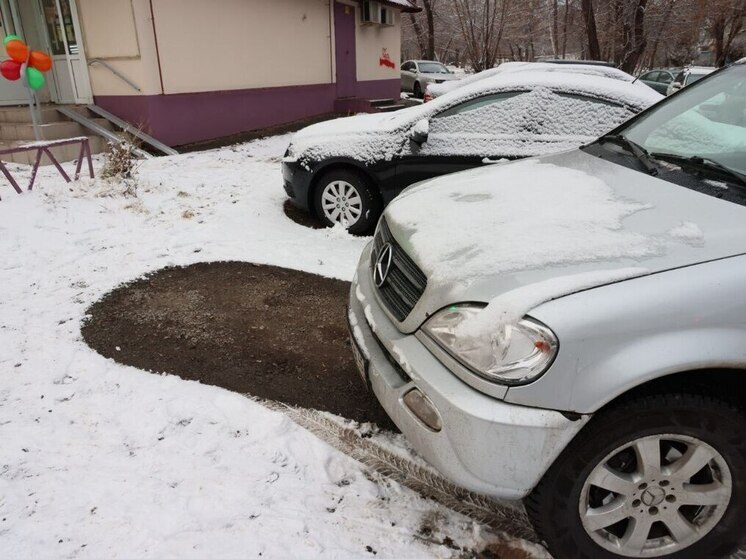  Южноуральцев просят не выезжать на трассы из-за гололёда