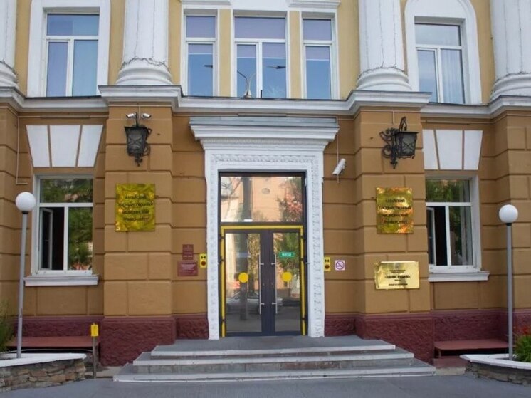 В АлтГМУ прошла встреча студентов с ветеранами СВО