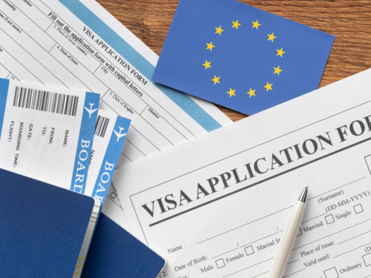 Эксперт Берковская объяснила, почему Венгрия лишает россиян шенгена