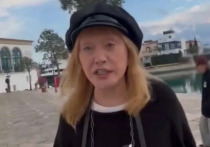 Алла Пугачева решила вновь напомнить о себе