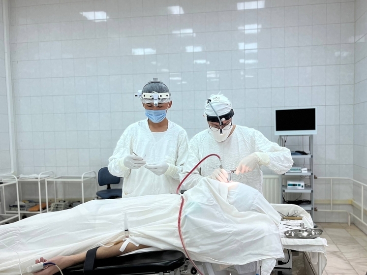 В Рязанской ОКБ им. Семашко прооперировали пациента с хронической ангиной