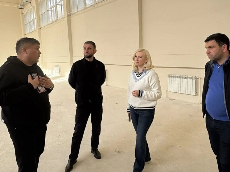 Мэр Ессентуков обсудил с министром образования планы по завершению ремонта школы №4