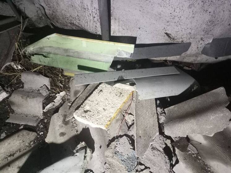 Жилой дом в Кировске разрушен в результате удара БПЛА