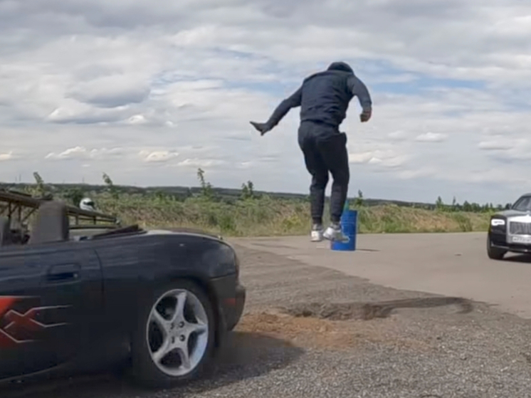 Экстремал из Ростова Евгений Чеботарев упал в яму