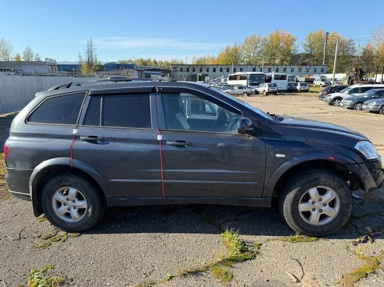 В Рыбинске автолюбитель попрощался с кроссовером из-за любви к пьяному вождению