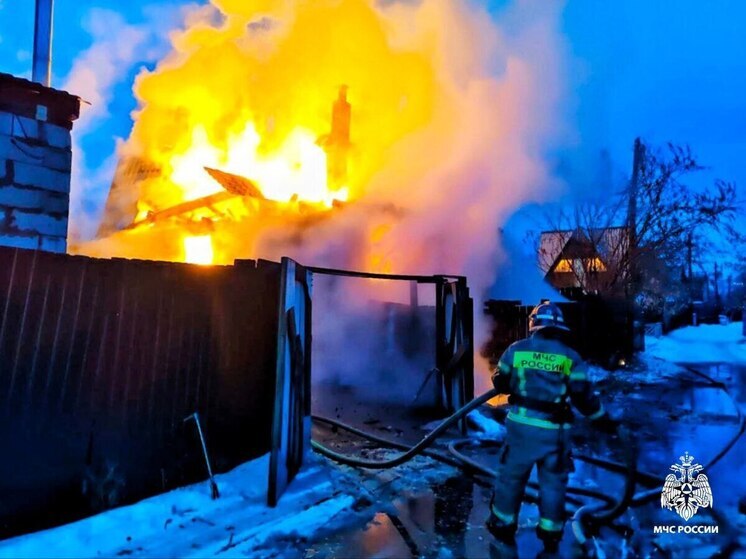 Пожарные Бурятии за сутки потушили пять возгораний