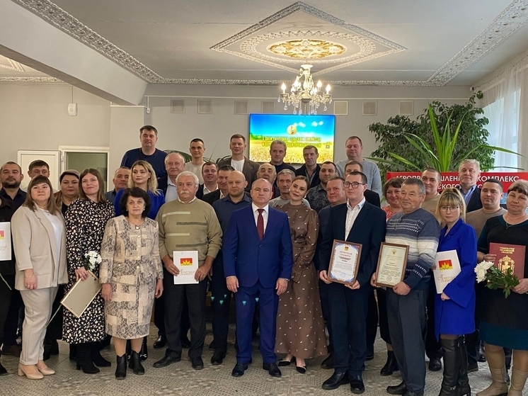 В Кромском районе отметили День работников сельского хозяйства и перерабатывающей промышленности