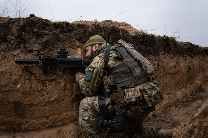 Боевики ВСУ ударили дронами по сдающимся в плен сослуживцам
