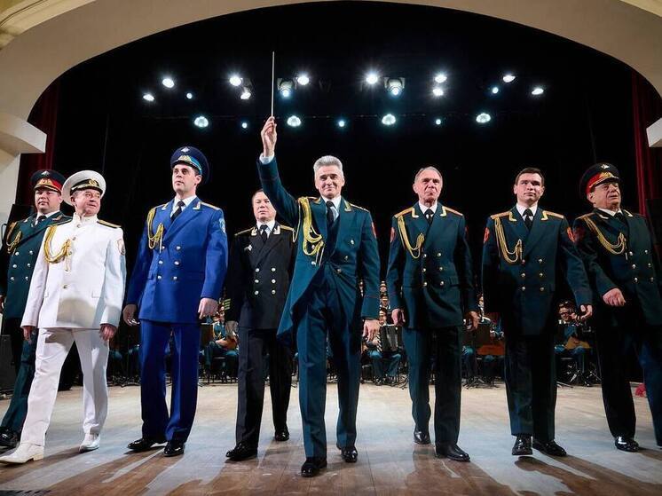 Ансамбль имени Александрова выступил в Туле с программой к 80-летию Победы
