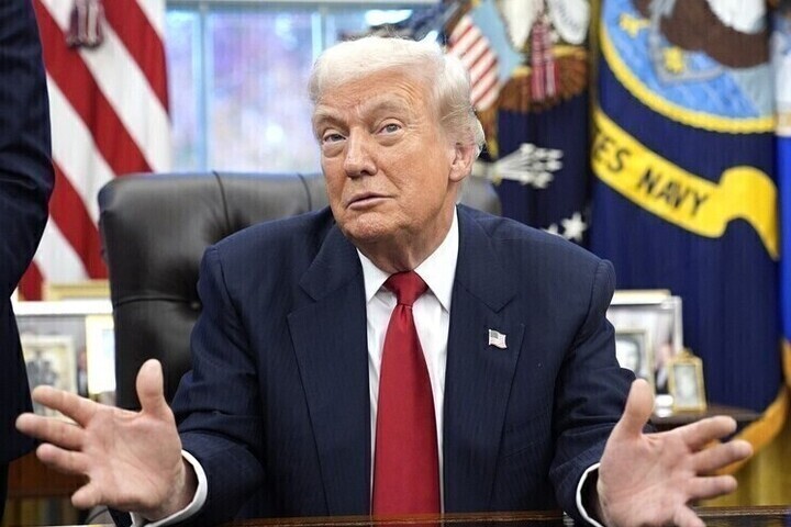 Трамп обвинил конгрессменов-демократов в предательстве и пригрозил тюрьмой