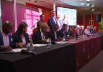 Южная Африка объявила гендерное насилие национальным бедствием на фоне протестов, устроенных по случаю прошедшего в ЮАР саммите G20