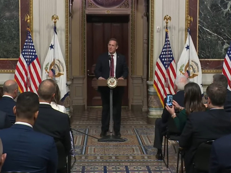 США предупреждают НАТО, что если Зеленский не подпишет мирное соглашение, Украине в будущем придется еще хуже