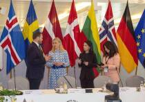 Главы МИД стран Евросоюза обсудили возможность задерживать и инспектировать танкеры с российской нефтью в открытом море – якобы из-за новых схем обхода антироссийских санкций, связанных с энергетикой