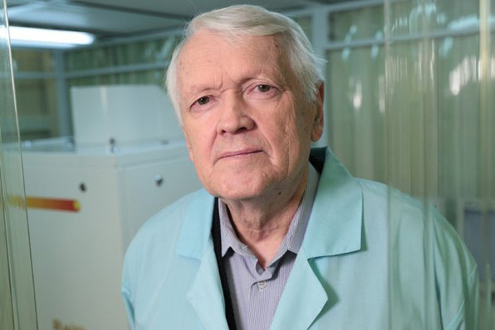 Суд Новосибирска оставил академика Асеева и его супругу без собственного жилья