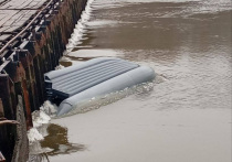 Из-за неправильного распределения веса в рыбацкой лодке произошла трагедия в подмосковной Коломне 22 ноября