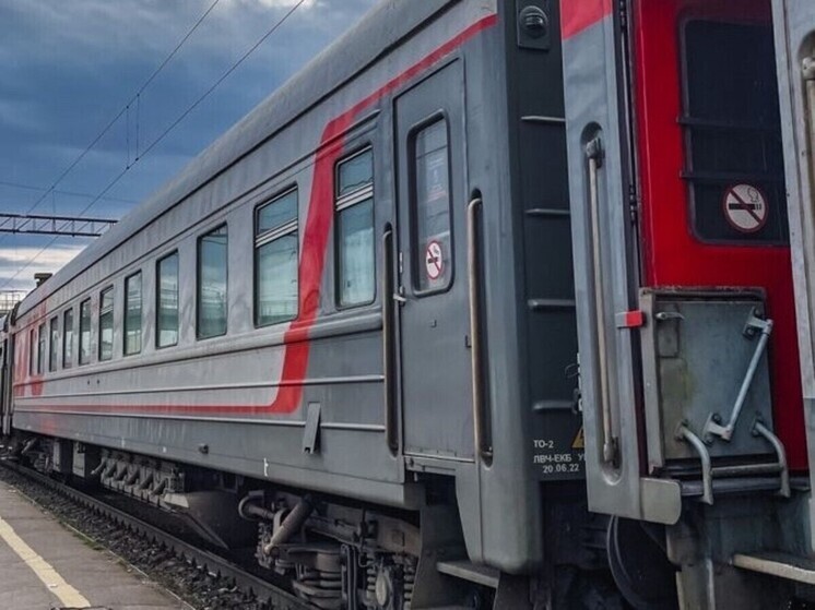 В Ростовской области на пару дней изменят расписание четырех пригородных электричек