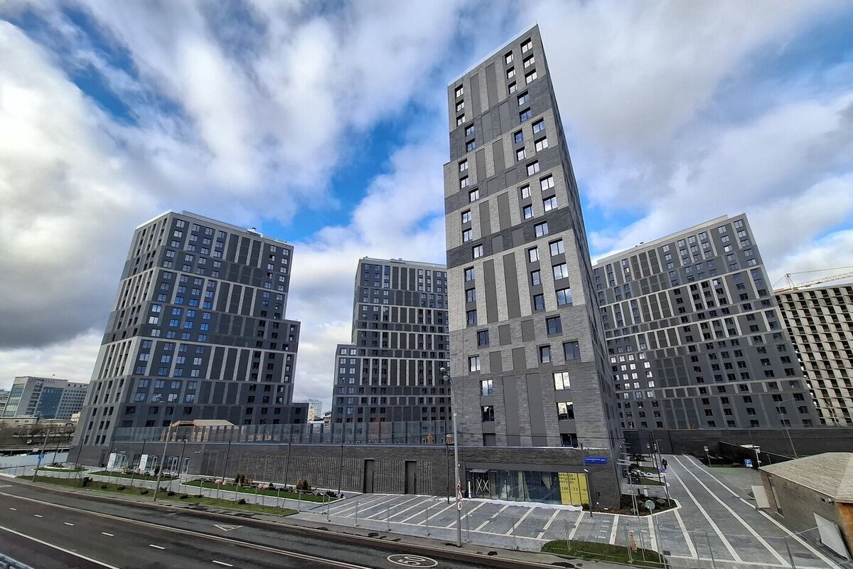 За год на элитном рынке Москвы средняя цена сделки выросла на 12%