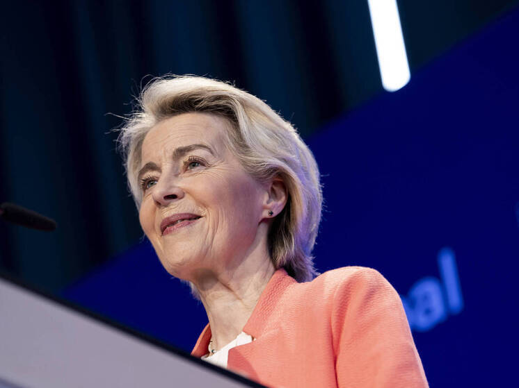 Фон дер Ляйен выступила против территориальных уступок Украины