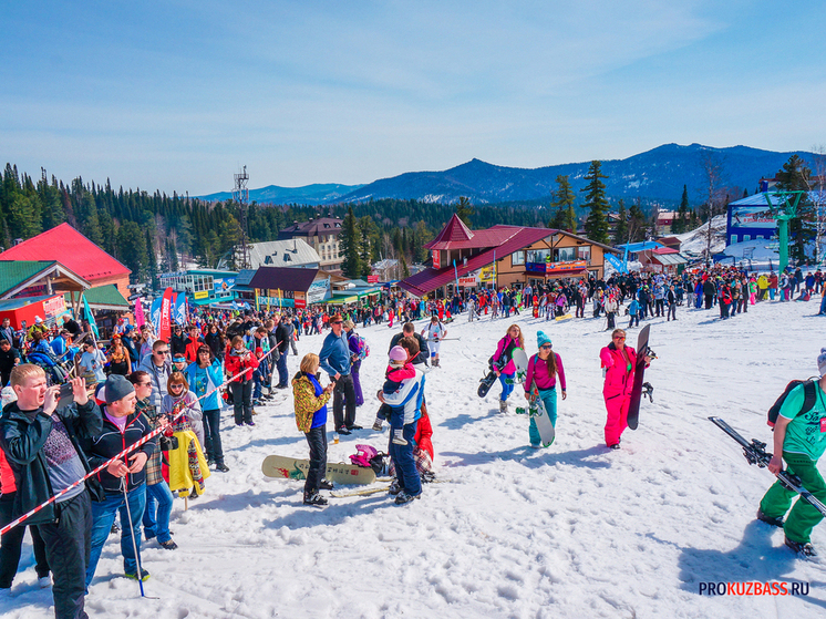 Туристско выставочный центр в Шерегеше встретил гостей в начале зимы