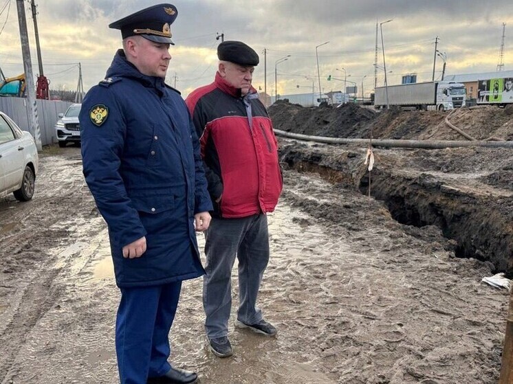 В Балабанове прорвало водопровод