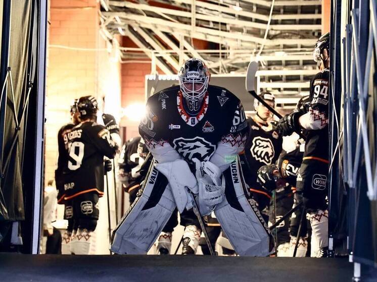 «Трактор» отказался от легионера-вратаря Криса Дригера